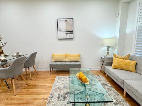 Photo 3 at 119 Gauguin Avenue, Patterson, Vaughan