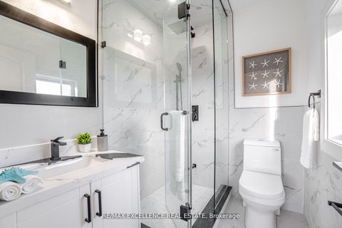 Photo 24 at 55 Renfield Street, Amesbury, Toronto