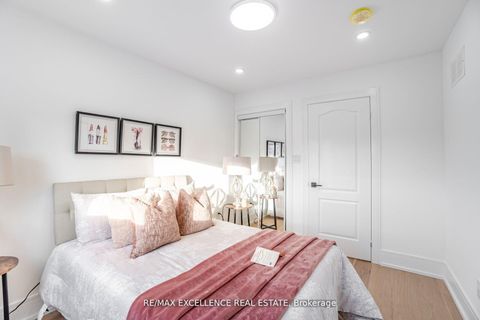 Photo 26 at 55 Renfield Street, Amesbury, Toronto