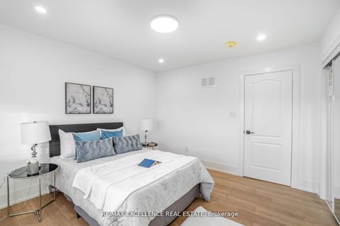 Photo 28 at 55 Renfield Street, Amesbury, Toronto