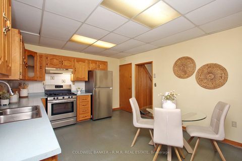 Photo 14 at 168 Elliott Avenue, Vanier, Oshawa