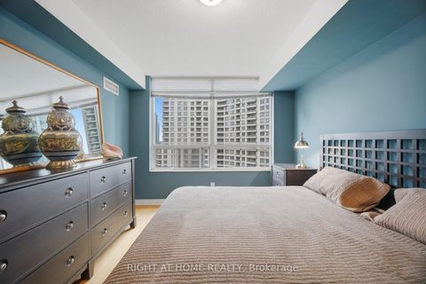 Photo 23 at 1418 - 3880 Duke Of York Boulevard, City Centre, Mississauga