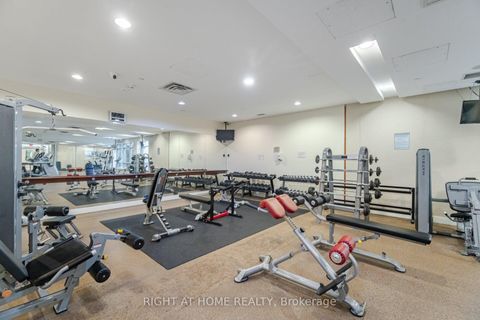 Photo 38 at 1418 - 3880 Duke Of York Boulevard, City Centre, Mississauga