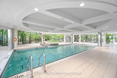 Photo 40 at 1418 - 3880 Duke Of York Boulevard, City Centre, Mississauga