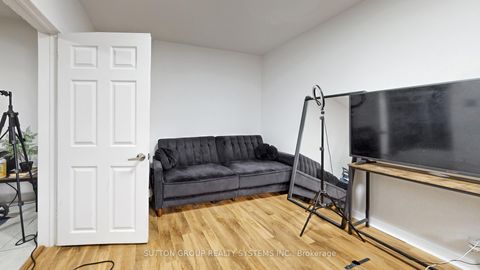 Photo 10 at 337 Perth Avenue, Junction, Toronto