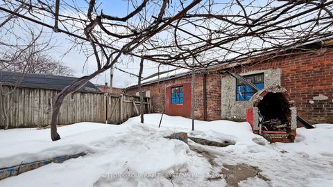 Photo 20 at 337 Perth Avenue, Junction, Toronto