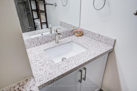 Photo 11 at 1609 - 18 Sommerset Way, Willowdale East, Toronto