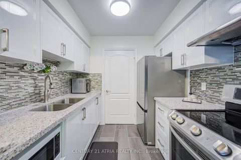 Photo 19 at 1609 - 18 Sommerset Way, Willowdale East, Toronto