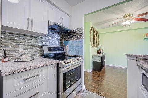Photo 23 at 1609 - 18 Sommerset Way, Willowdale East, Toronto