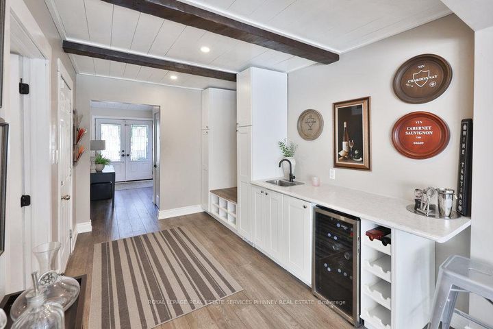 Photo 5 at 1404 Lewisham Drive, Clarkson, Mississauga