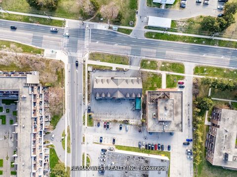 Photo 6 at 2800 Jane Street, Jane Heights, Toronto