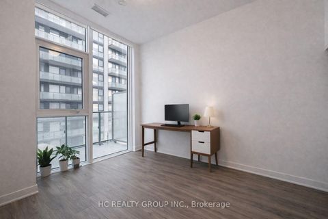 Photo 8 at PH08 - 95 ONEIDA Crescent, Langstaff, Richmond Hill