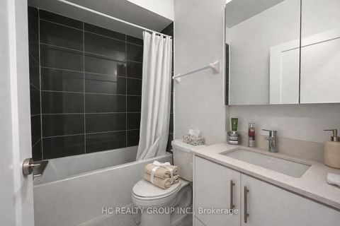 Photo 9 at PH08 - 95 ONEIDA Crescent, Langstaff, Richmond Hill