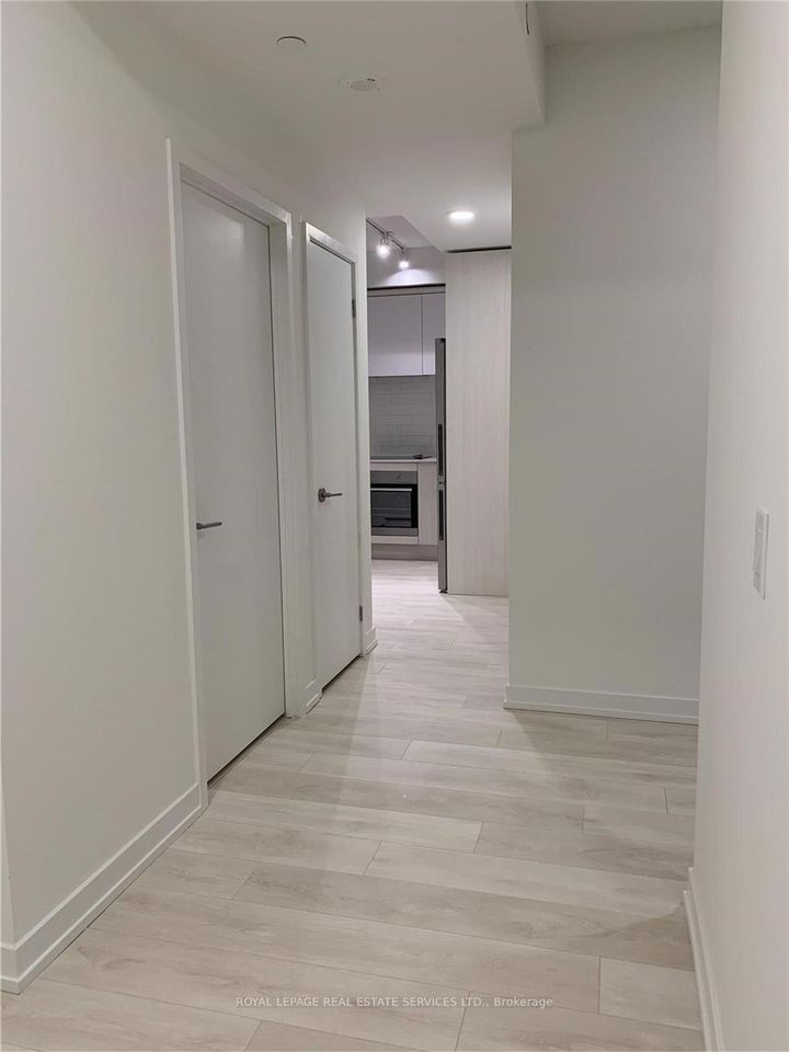 Photo 3 at 912 - 225 Sumach Street, Regent Park, Toronto