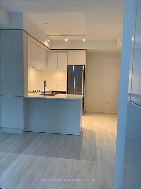 Photo 8 at 912 - 225 Sumach Street, Regent Park, Toronto