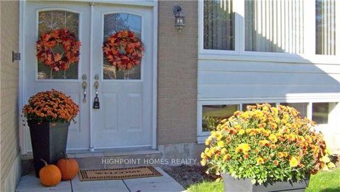 Photo 1 at 18 Edenmills Drive, Morningside, Toronto