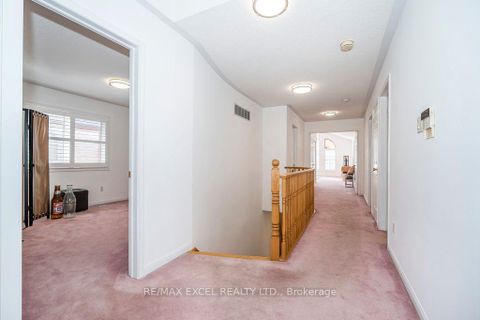 Photo 13 at 28 Fortune Crescent, Rouge Woods, Richmond Hill