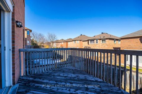 Photo 18 at 28 Fortune Crescent, Rouge Woods, Richmond Hill