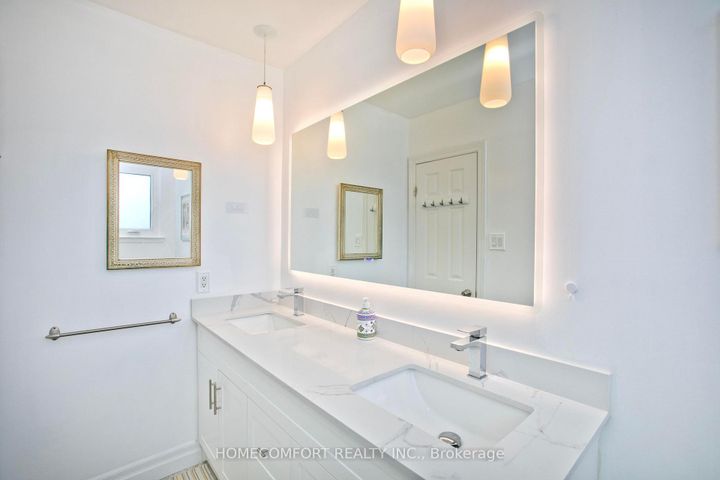 Photo 14 at 47 Tivoli Court, Guildwood, Toronto