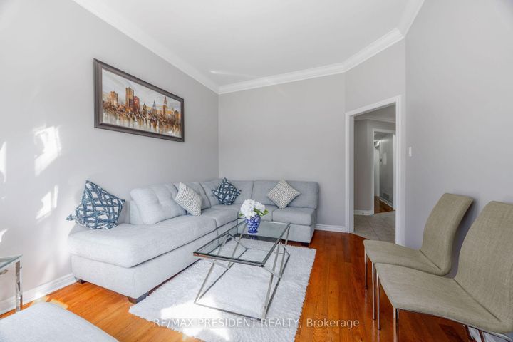 Photo 4 at 14 Samuel Crescent, Georgetown, Halton Hills