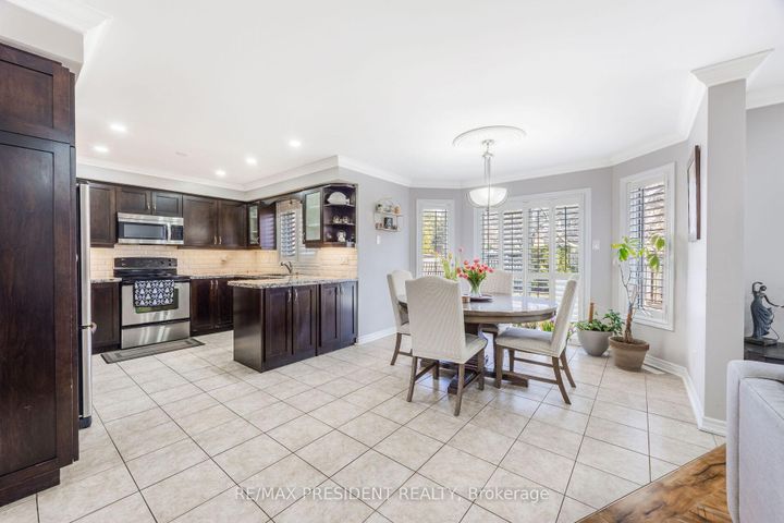 Photo 9 at 14 Samuel Crescent, Georgetown, Halton Hills