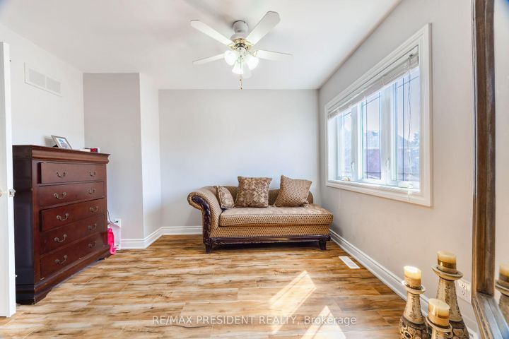 Photo 26 at 14 Samuel Crescent, Georgetown, Halton Hills