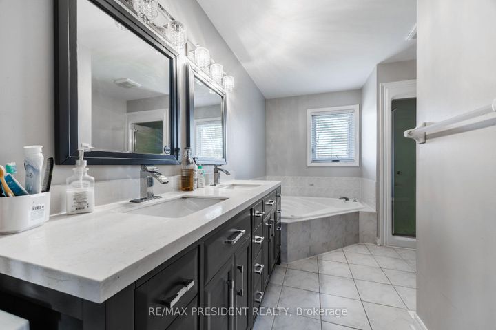 Photo 28 at 14 Samuel Crescent, Georgetown, Halton Hills