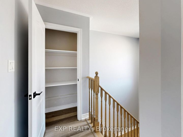 Photo 14 at 9 Matthewson Avenue, Bradford, Bradford West Gwillimbury