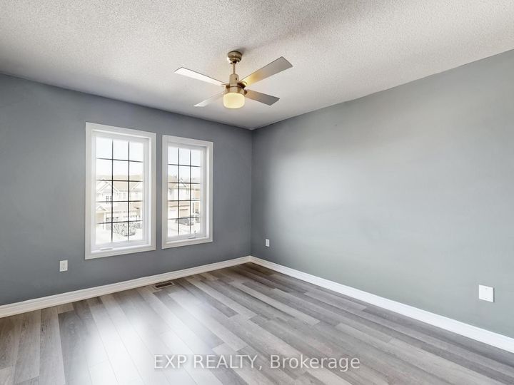 Photo 15 at 9 Matthewson Avenue, Bradford, Bradford West Gwillimbury