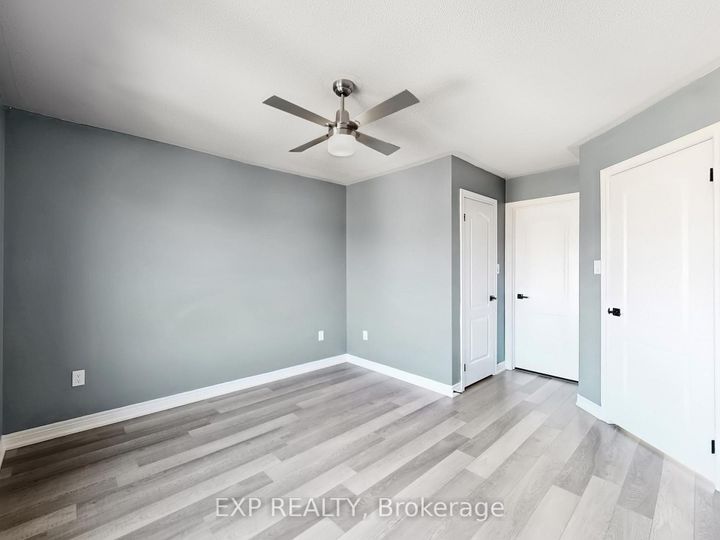 Photo 16 at 9 Matthewson Avenue, Bradford, Bradford West Gwillimbury