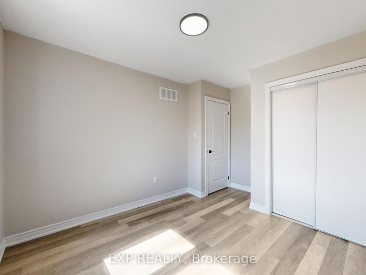 Photo 19 at 9 Matthewson Avenue, Bradford, Bradford West Gwillimbury