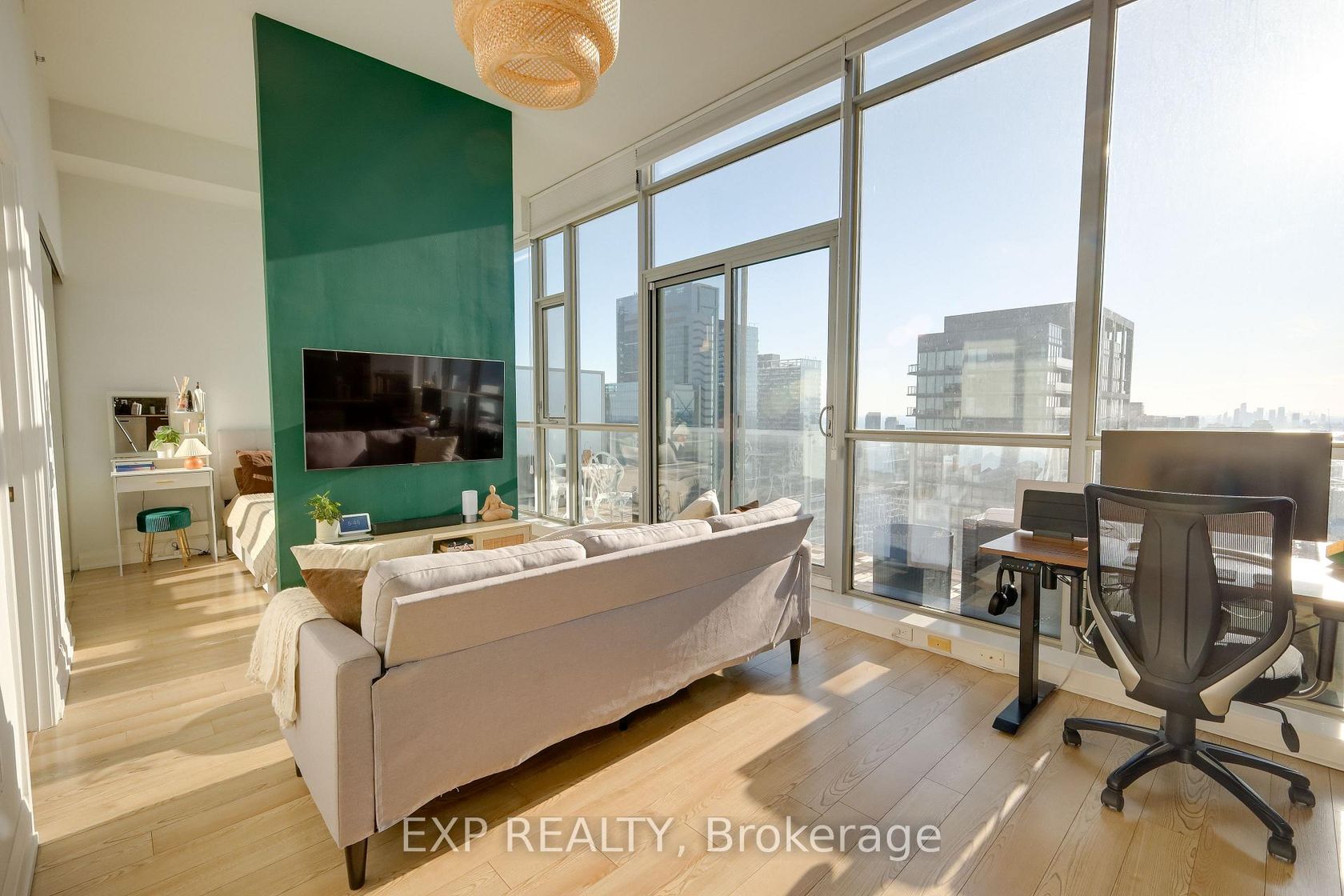 3501 - 375 King Street W, Waterfront Communities C1, Toronto by Loree Meneguzzi Real Estate 3501 - 375 King Street W, Waterfront Communities C1, Toronto