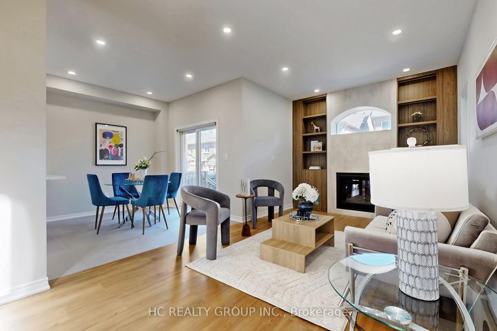 Photo 8 at 206 Wolf Creek Crescent, Patterson, Vaughan