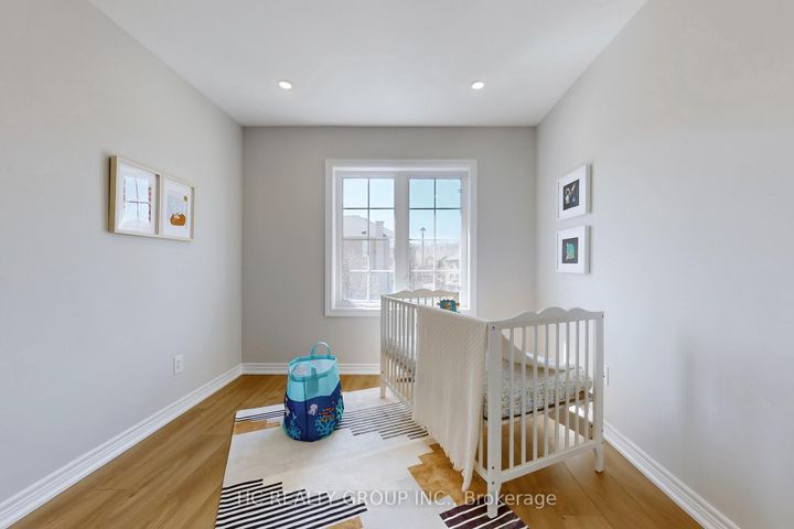 Photo 29 at 206 Wolf Creek Crescent, Patterson, Vaughan