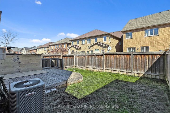 Photo 42 at 206 Wolf Creek Crescent, Patterson, Vaughan