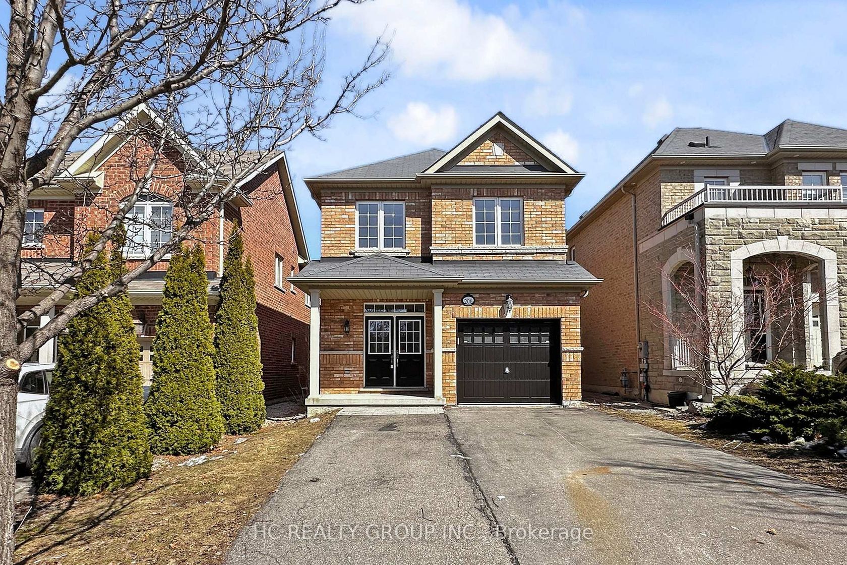 206 Wolf Creek Crescent, Patterson, Vaughan by Loree Meneguzzi Real Estate 206 Wolf Creek Crescent, Patterson, Vaughan