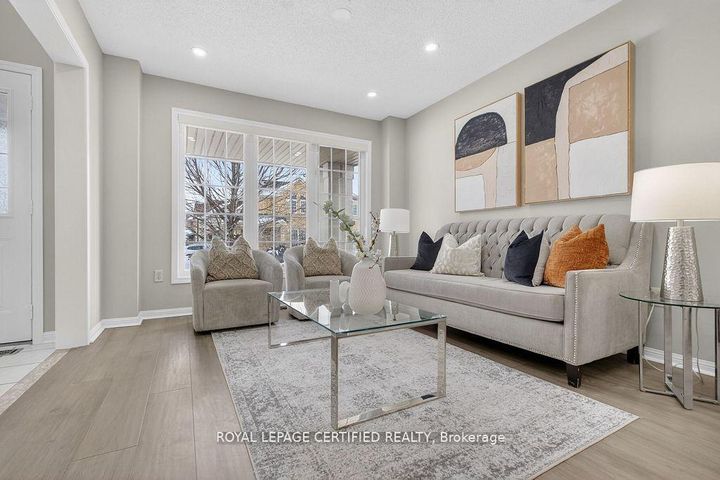 Photo 6 at 10 Verona Drive, Vales of Castlemore, Brampton