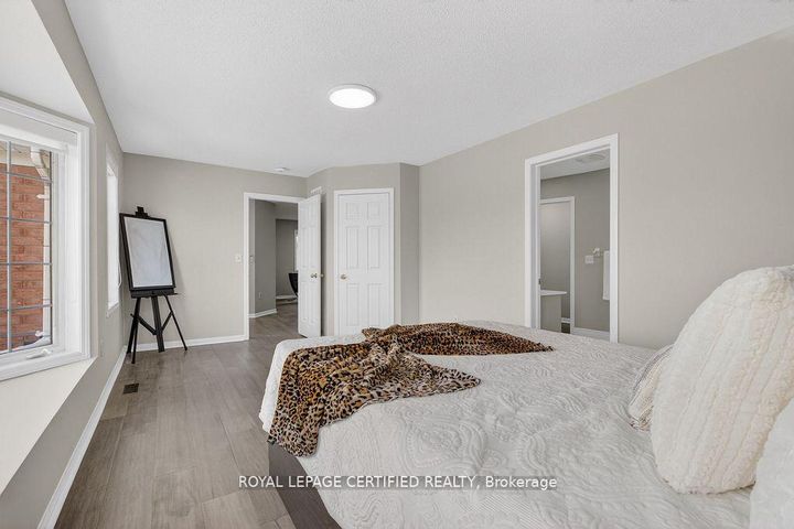 Photo 30 at 10 Verona Drive, Vales of Castlemore, Brampton