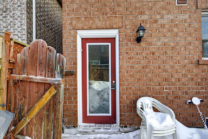 Photo 34 at 10 Verona Drive, Vales of Castlemore, Brampton