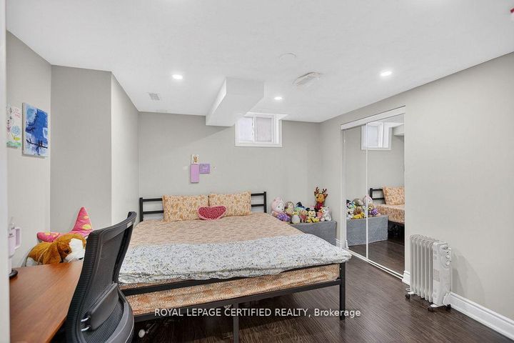 Photo 40 at 10 Verona Drive, Vales of Castlemore, Brampton