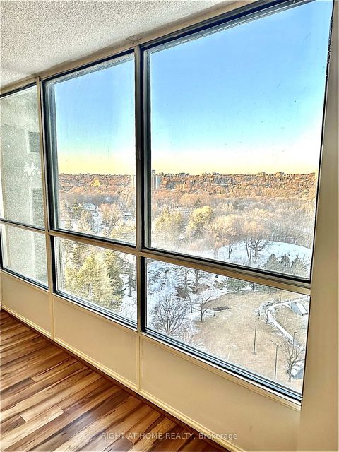 Photo 3 at 1806 - 10 Martha Eaton Way S, Amesbury, Toronto