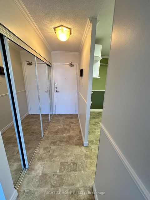 Photo 4 at 1806 - 10 Martha Eaton Way S, Amesbury, Toronto