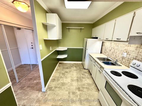 Photo 6 at 1806 - 10 Martha Eaton Way S, Amesbury, Toronto