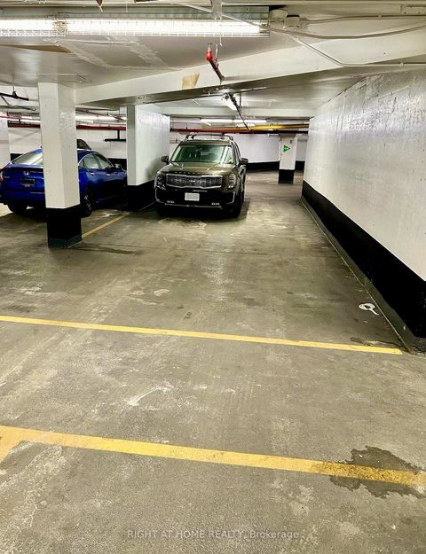 Photo 16 at 1806 - 10 Martha Eaton Way S, Amesbury, Toronto