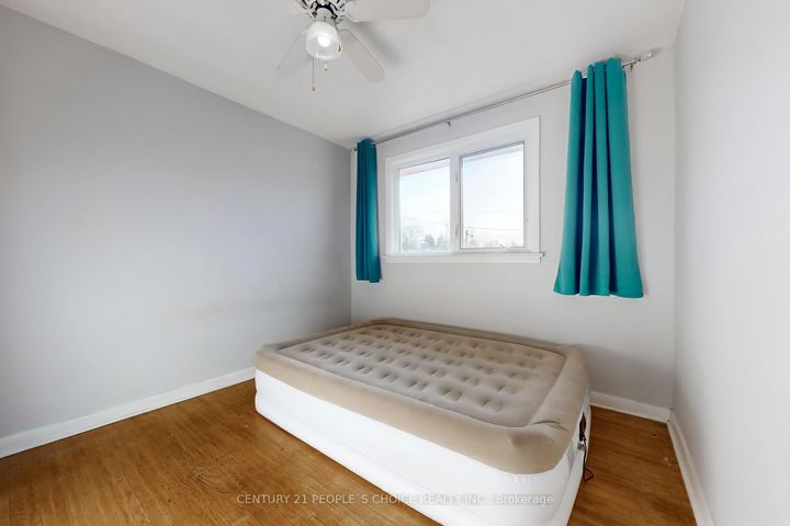 Photo 16 at 35 Westhumber Boulevard, Clairville, Toronto