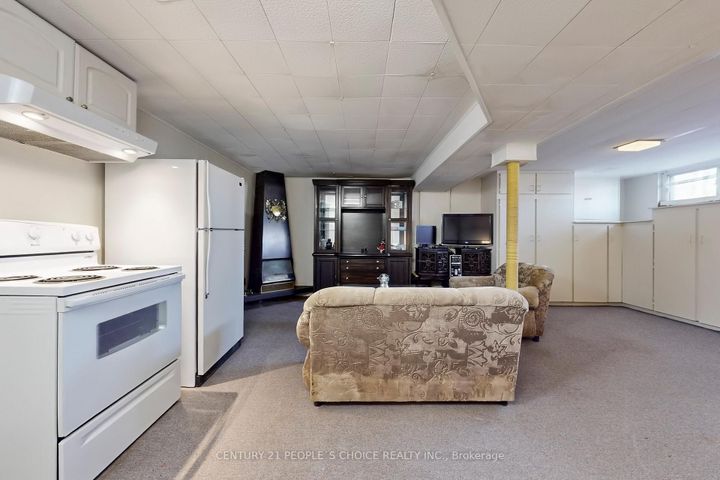 Photo 31 at 35 Westhumber Boulevard, Clairville, Toronto