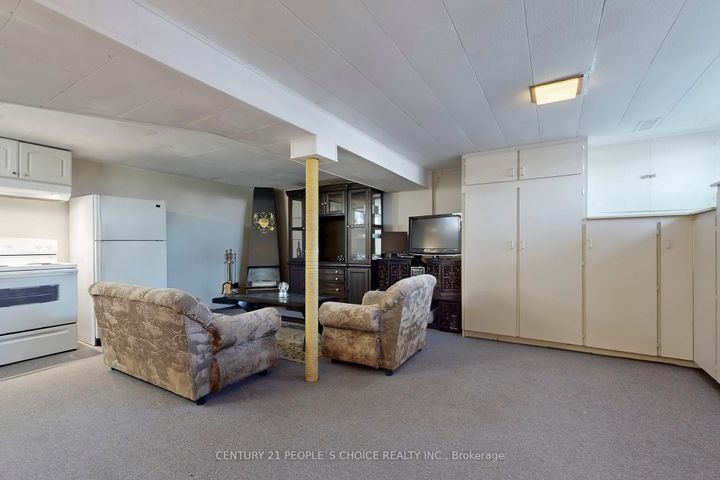 Photo 32 at 35 Westhumber Boulevard, Clairville, Toronto