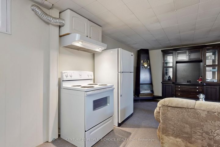 Photo 36 at 35 Westhumber Boulevard, Clairville, Toronto