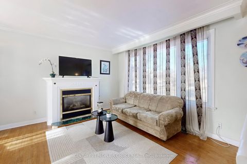 Photo 7 at 35 Westhumber Boulevard, Clairville, Toronto
