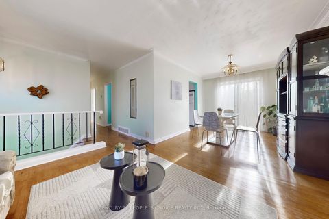 Photo 9 at 35 Westhumber Boulevard, Clairville, Toronto